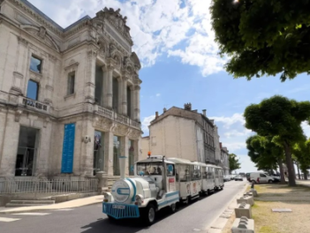 CHAMPNIERS (discret)